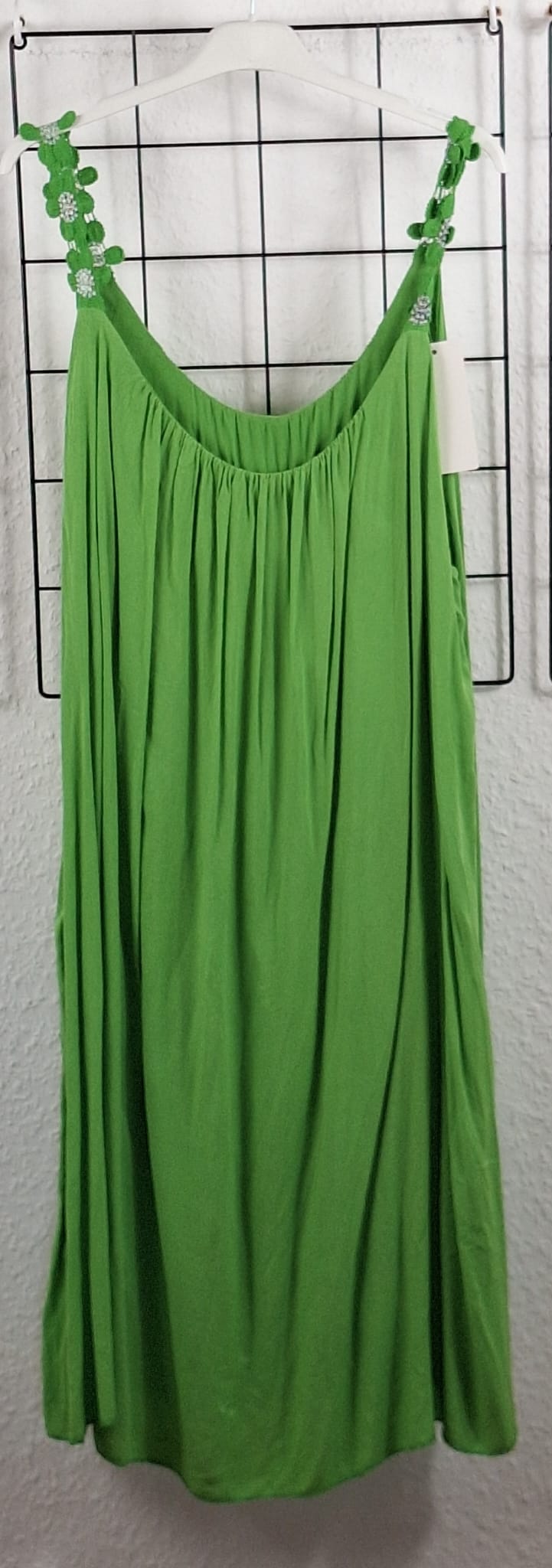 Luftiges Sommerkleid mit Blumen-Trägern – 100% Viskose – One Size (Gr. 40/42–50/52) – Farbenfroh & bequem