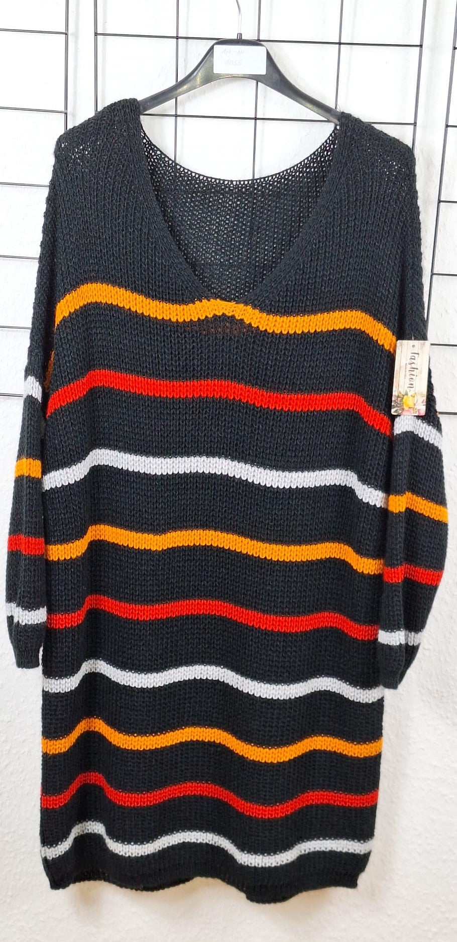 Gestreifter Strickpullover