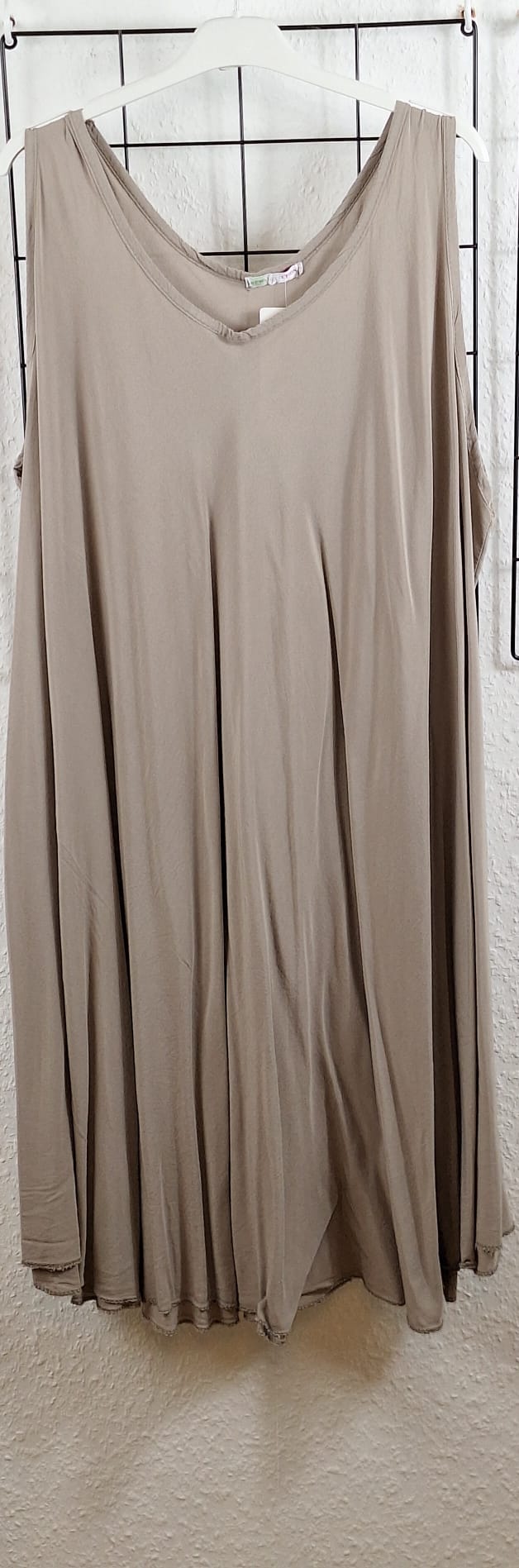 Damen Sommerkleid Plus Size aus Viskose – Einheitsgröße 48/50–52/54 – A-Linie, ärmellos, viele Farben