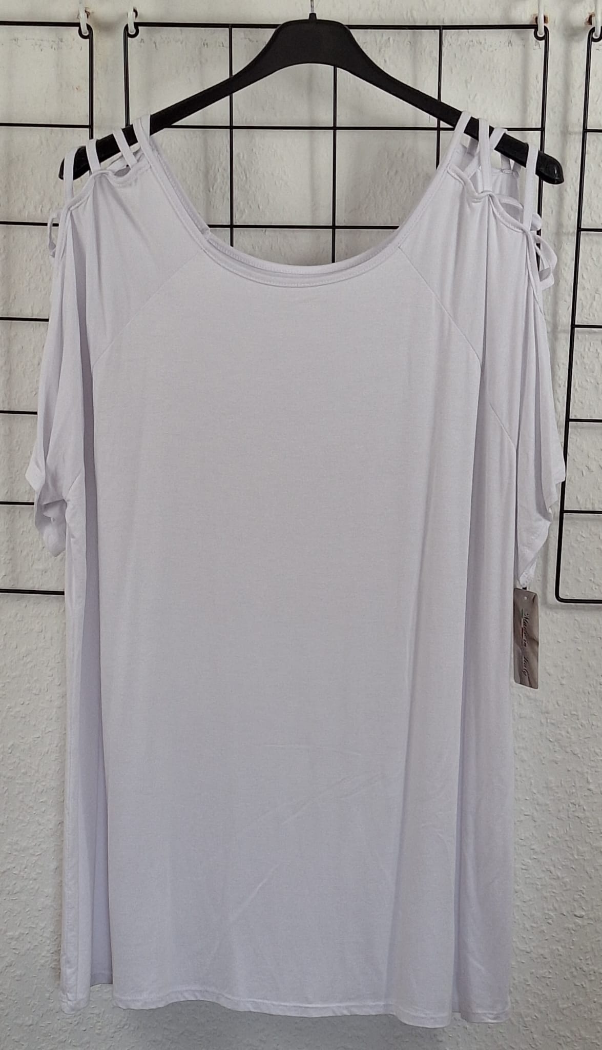 „Weißes Damen T-Shirt mit Schulterdetails – große Größen 44/46–52/54 – lockerer Schnitt, weicher Baumwollmix“