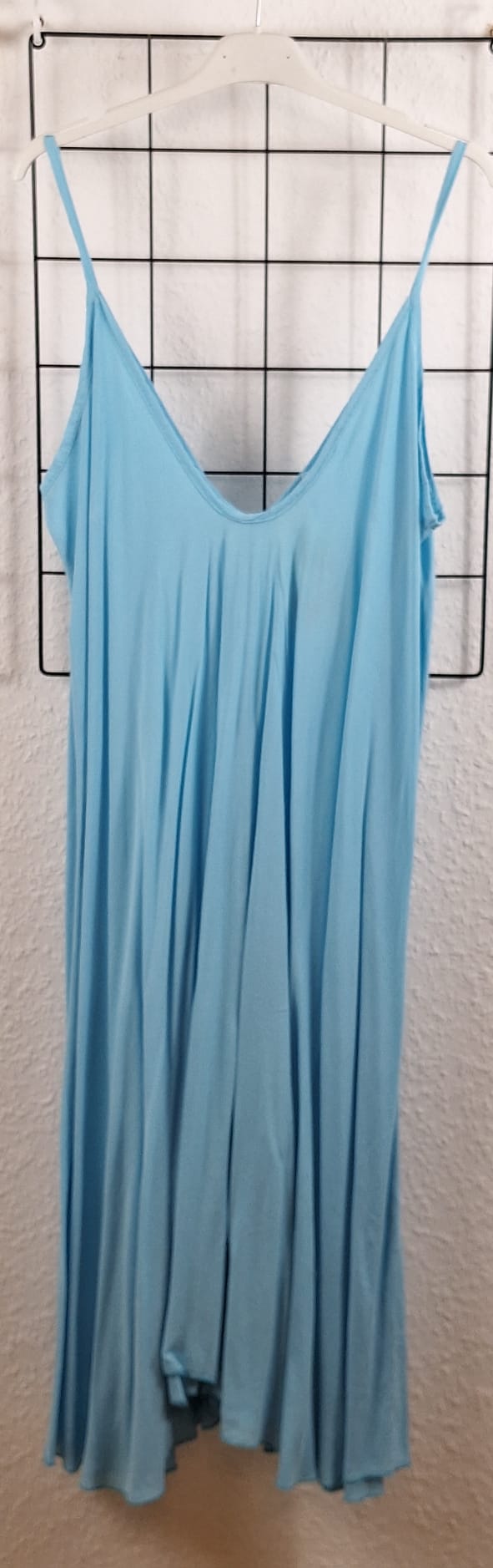 Maxikleid aus 100 % Viskose – Sommerkleid mit Spaghettiträgern | AA 38–65 cm | Länge 118 cm | Passend von Gr. 48/50 bis 54/56