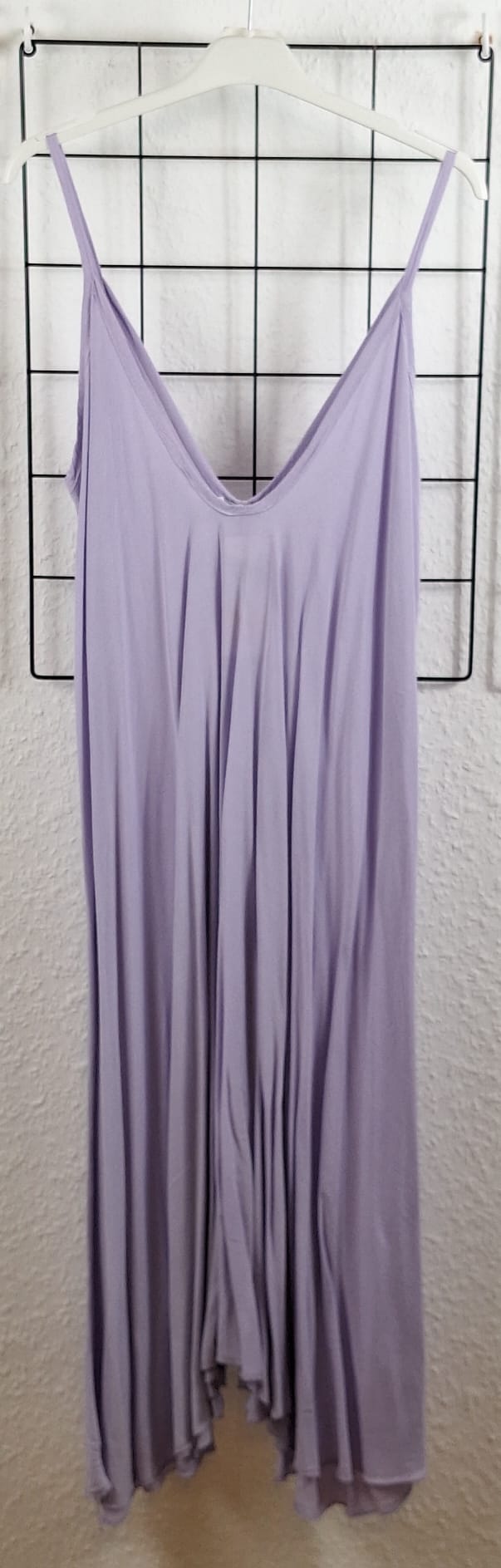 Maxikleid aus 100 % Viskose – Sommerkleid mit Spaghettiträgern | AA 38–65 cm | Länge 118 cm | Passend von Gr. 48/50 bis 54/56