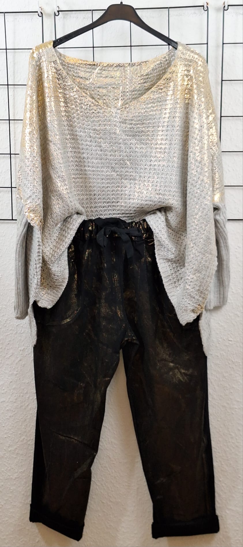 High-Waist Jogpants Damen – Gold & Schwarz – Stylische Sweatpants für Streetwear, Homewear & Freizeit