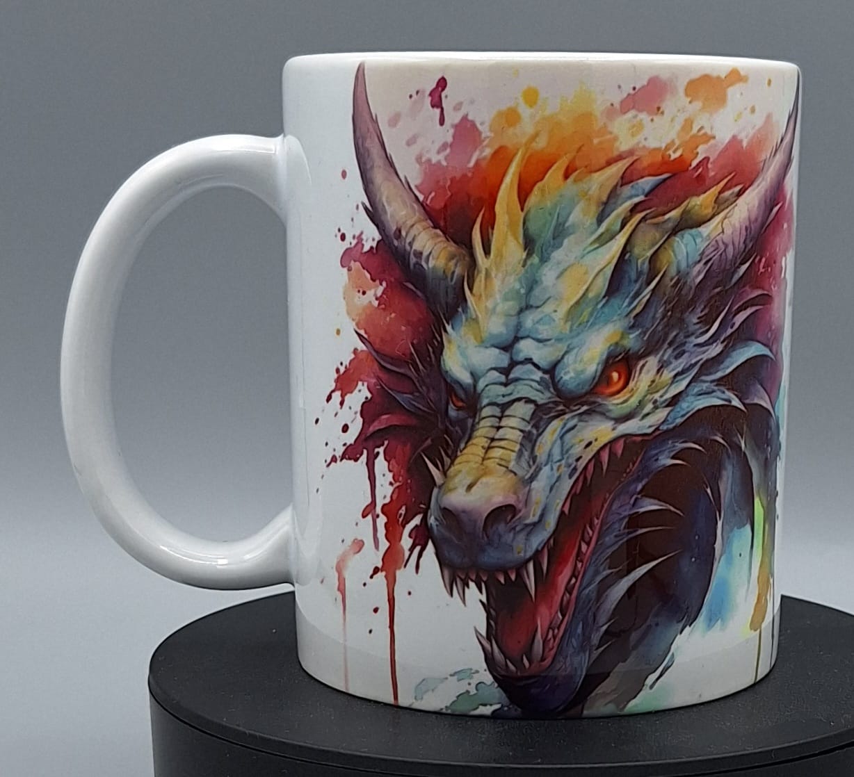 Drachen-Tasse bunt – Fantasy-Motiv für echte Drachenfans