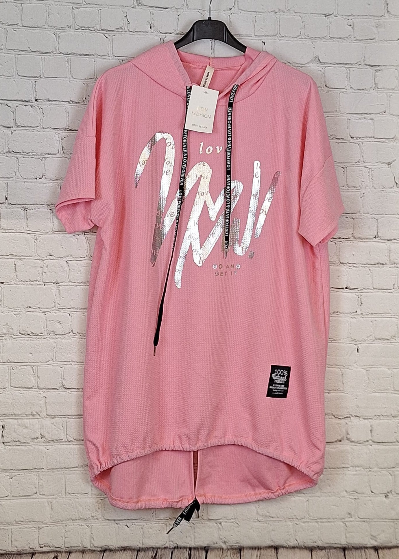 „Rosa Hoodie T-Shirt mit LOVE-Print – Damen große Größen 48/50–52/54 – Kapuzenshirt aus Baumwolle, modisch und bequem“
