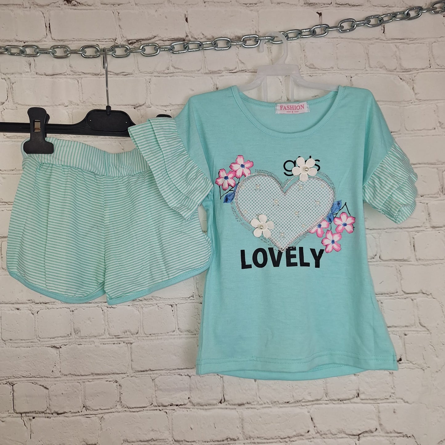 Türkis: Mädchen Sommer-Set Türkis – T-Shirt mit Herz-Print und Shorts – Größe 4 Jahre